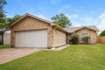 7223 Londres Dr Houston, TX 77083